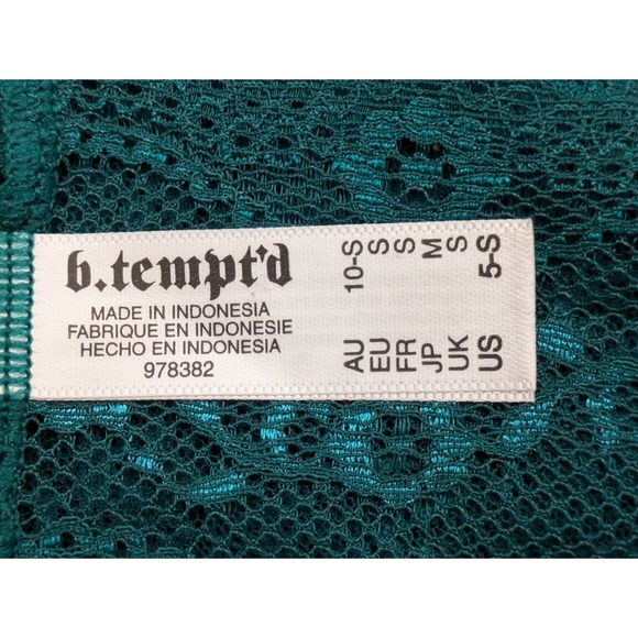 b.tempt'd 978382 Lace Kiss Hi Leg Brief Panty Size Small Green NWT - Picture 4 of 6